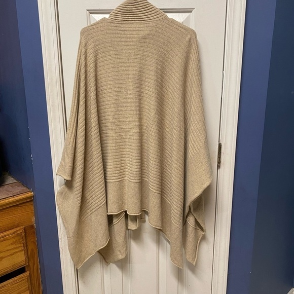 Jones NY Signature Cream Wool Ribbed Cape Poncho with Toggles - Picture 8 of 8